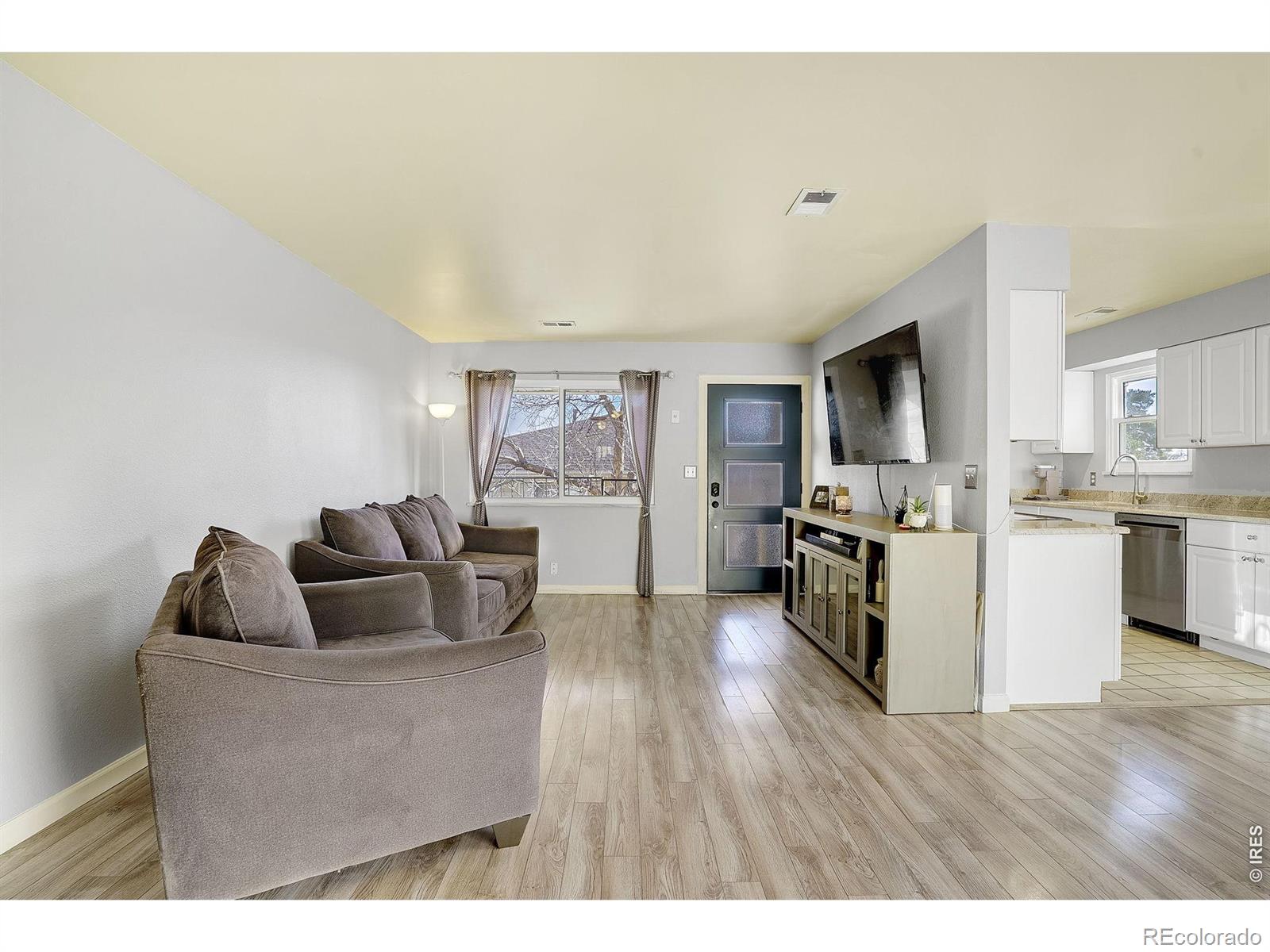 MLS Image #10 for 9848  appletree place,thornton, Colorado