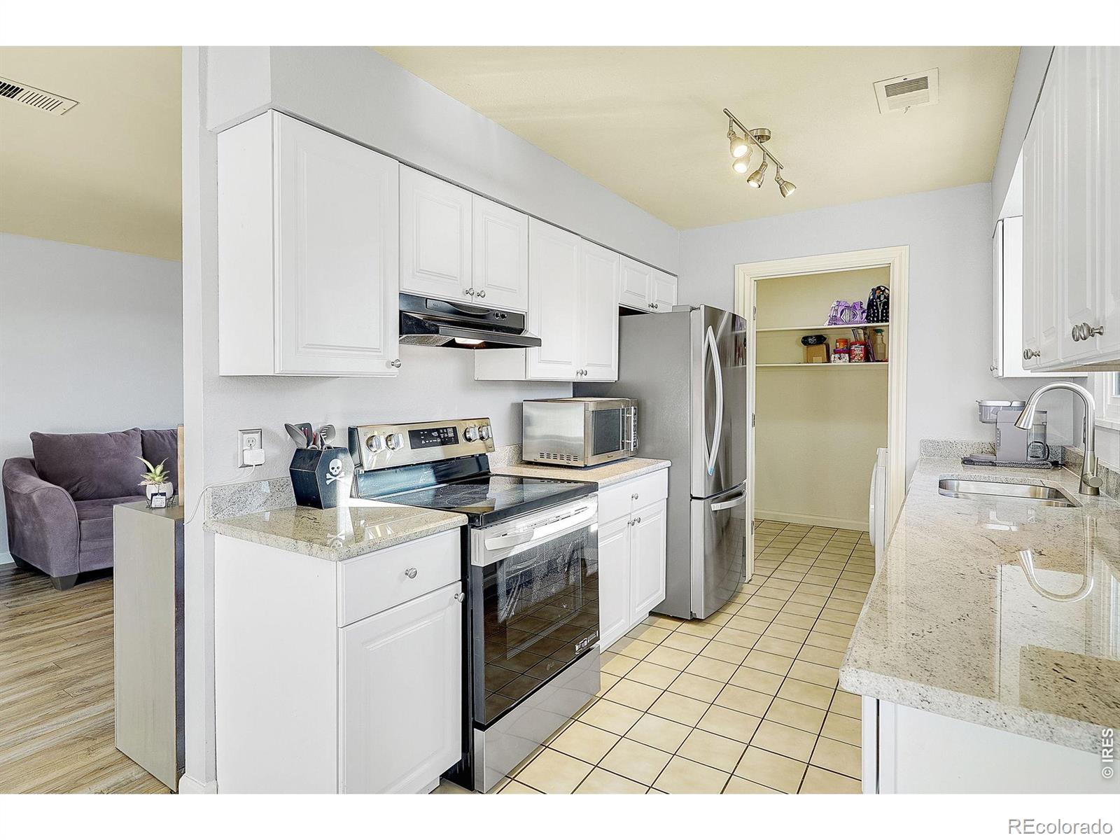 MLS Image #14 for 9848  appletree place,thornton, Colorado