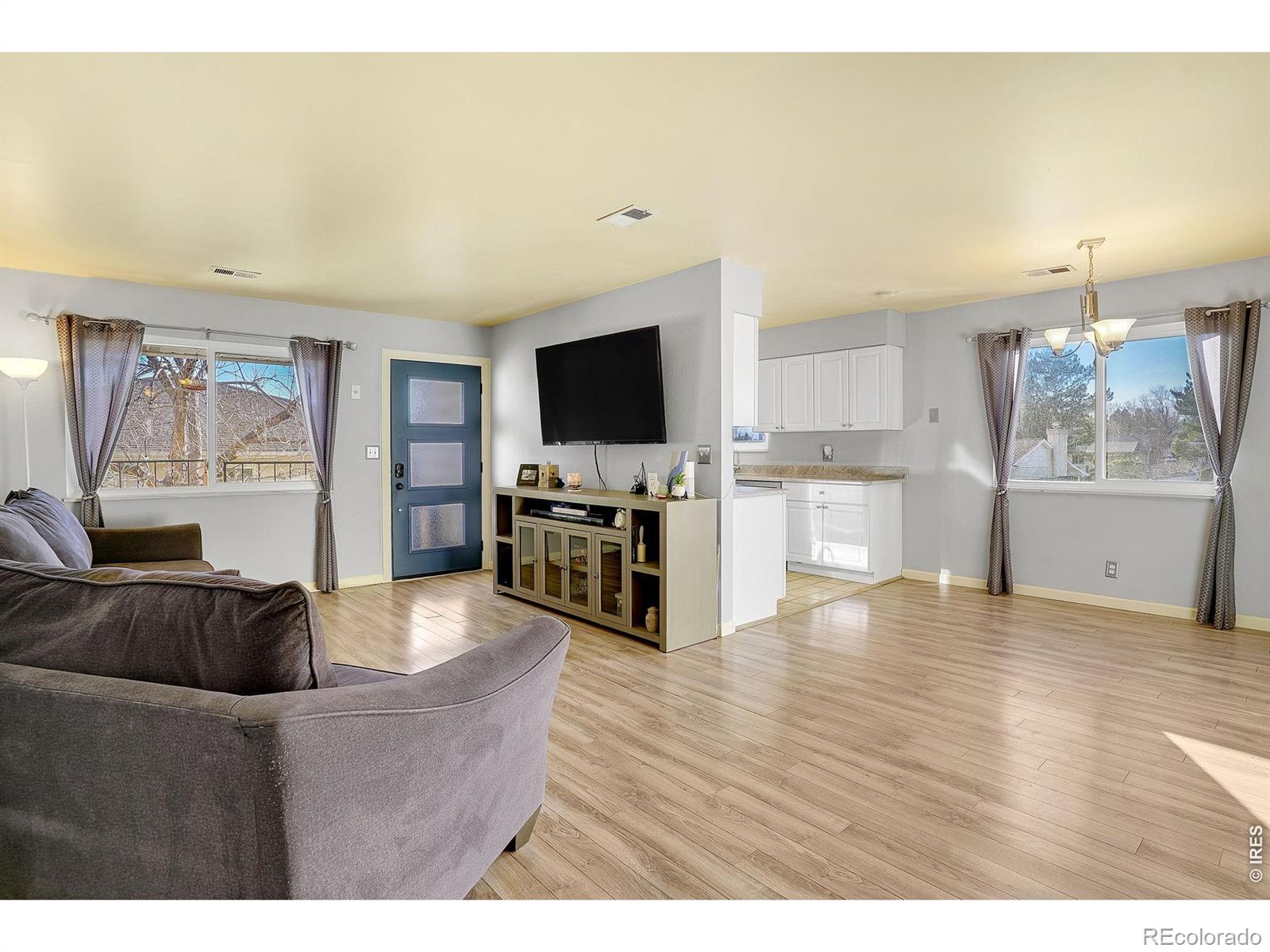 MLS Image #4 for 9848  appletree place,thornton, Colorado
