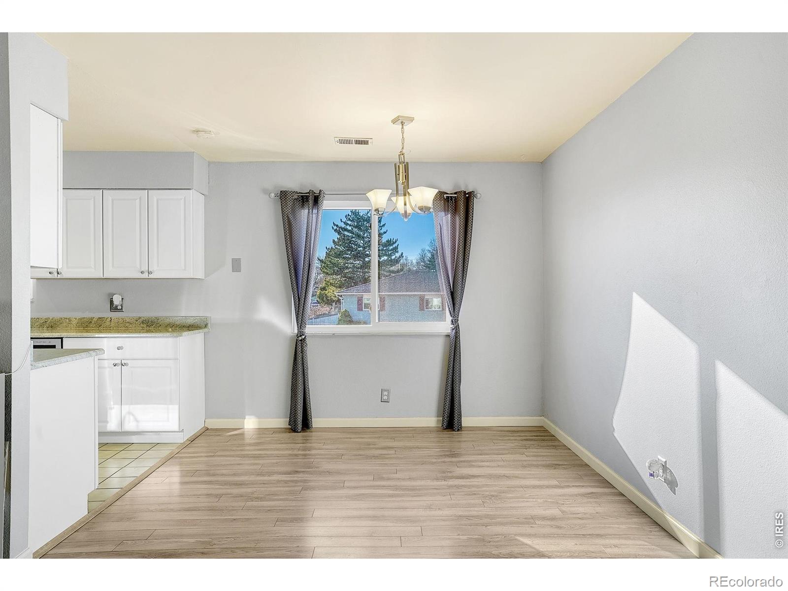 MLS Image #5 for 9848  appletree place,thornton, Colorado