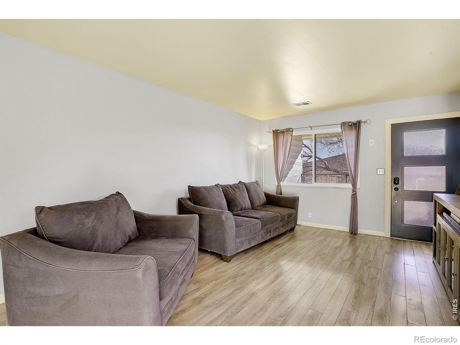MLS Image #8 for 9848  appletree place,thornton, Colorado