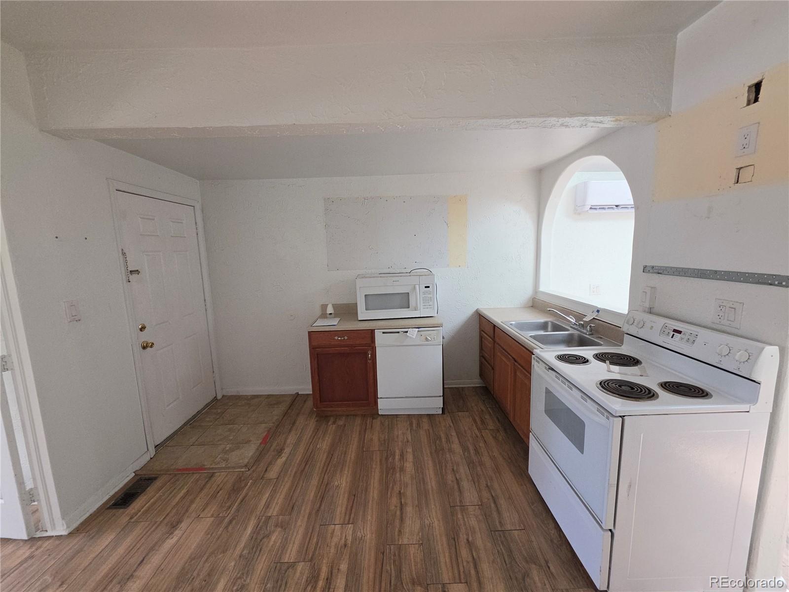 MLS Image #10 for 1119  pine street,pueblo, Colorado