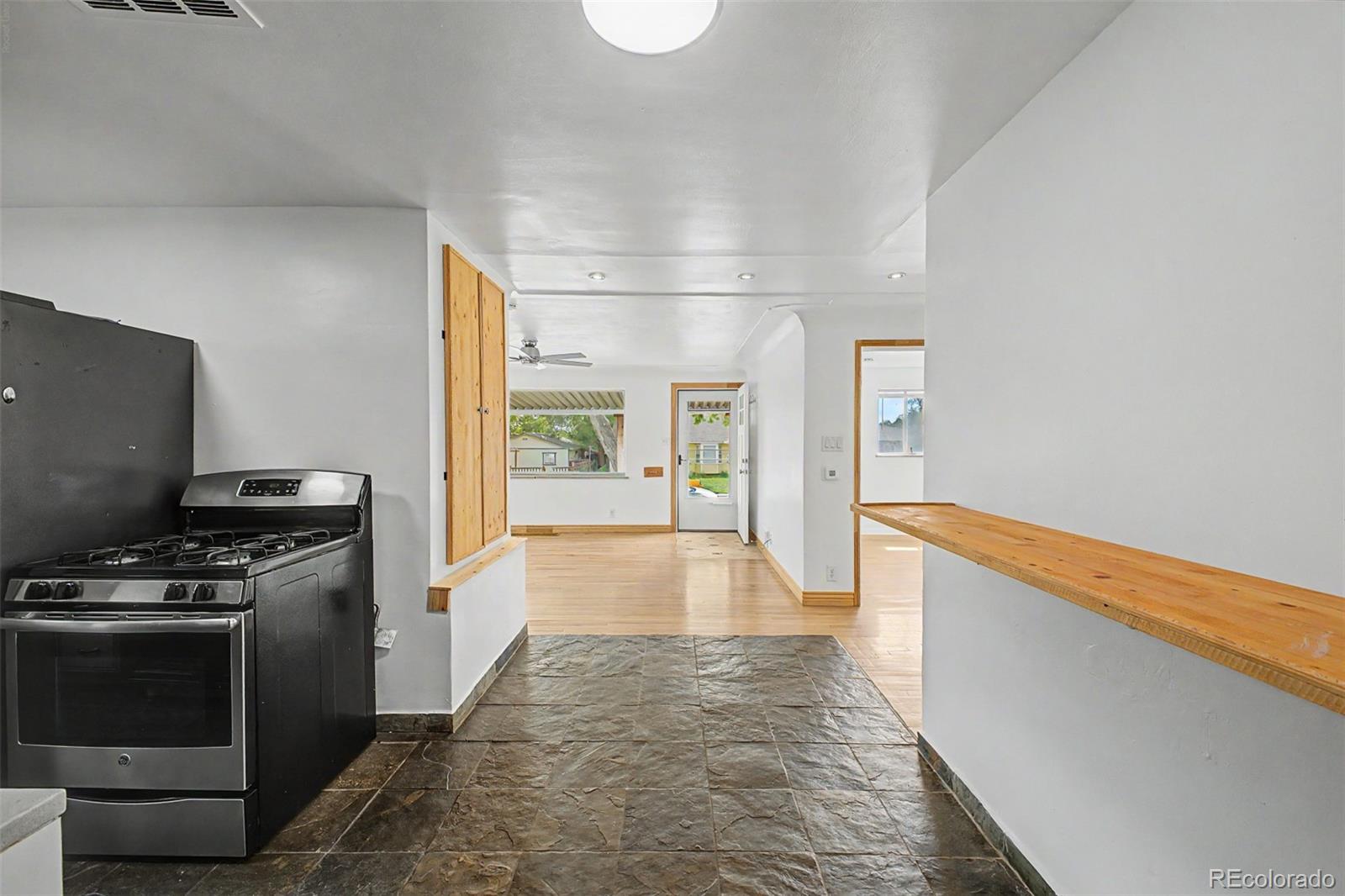 MLS Image #11 for 35 s meade street,denver, Colorado