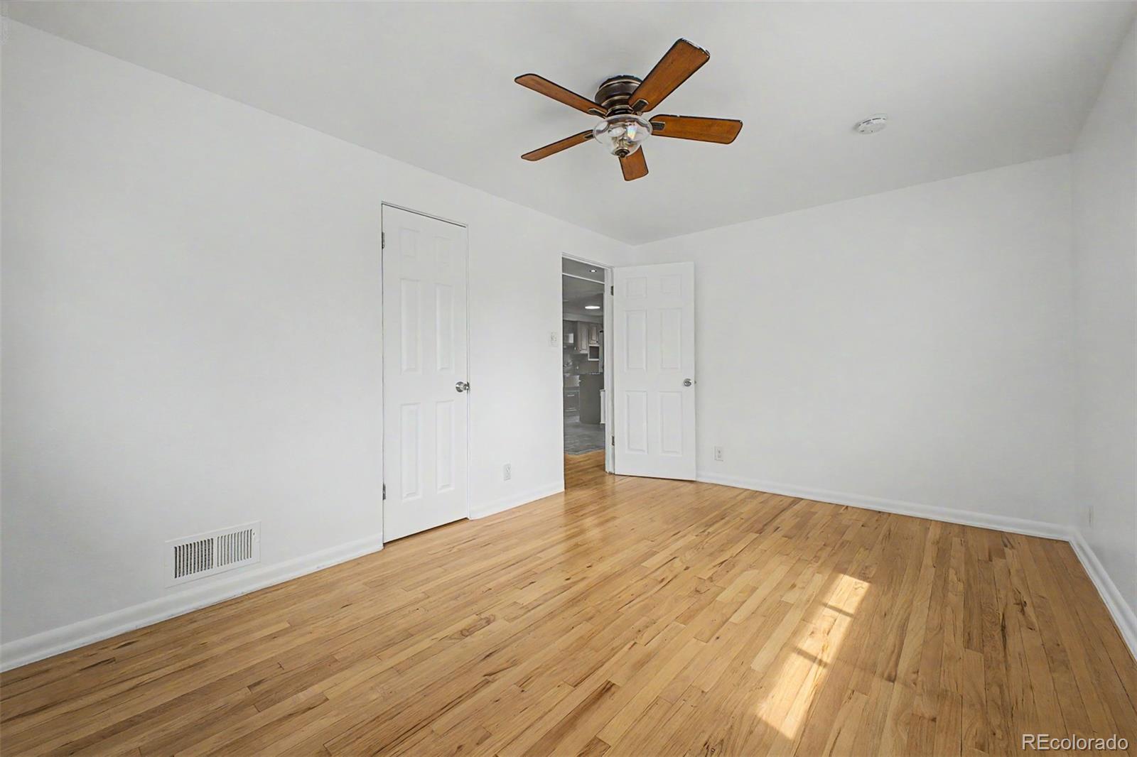 MLS Image #14 for 35 s meade street,denver, Colorado