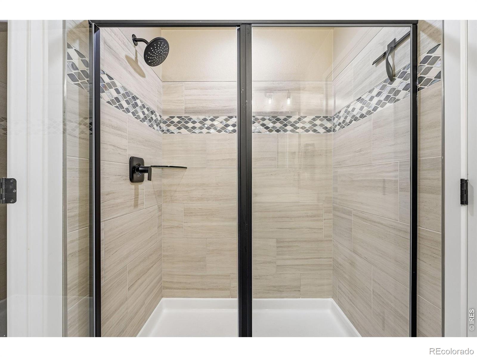 MLS Image #16 for 8453  gladiola court,arvada, Colorado