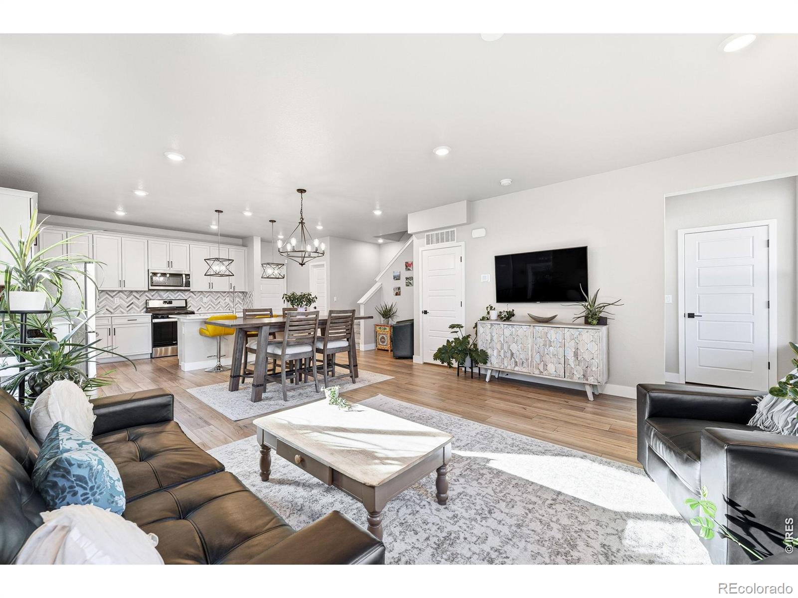 MLS Image #7 for 8453  gladiola court,arvada, Colorado