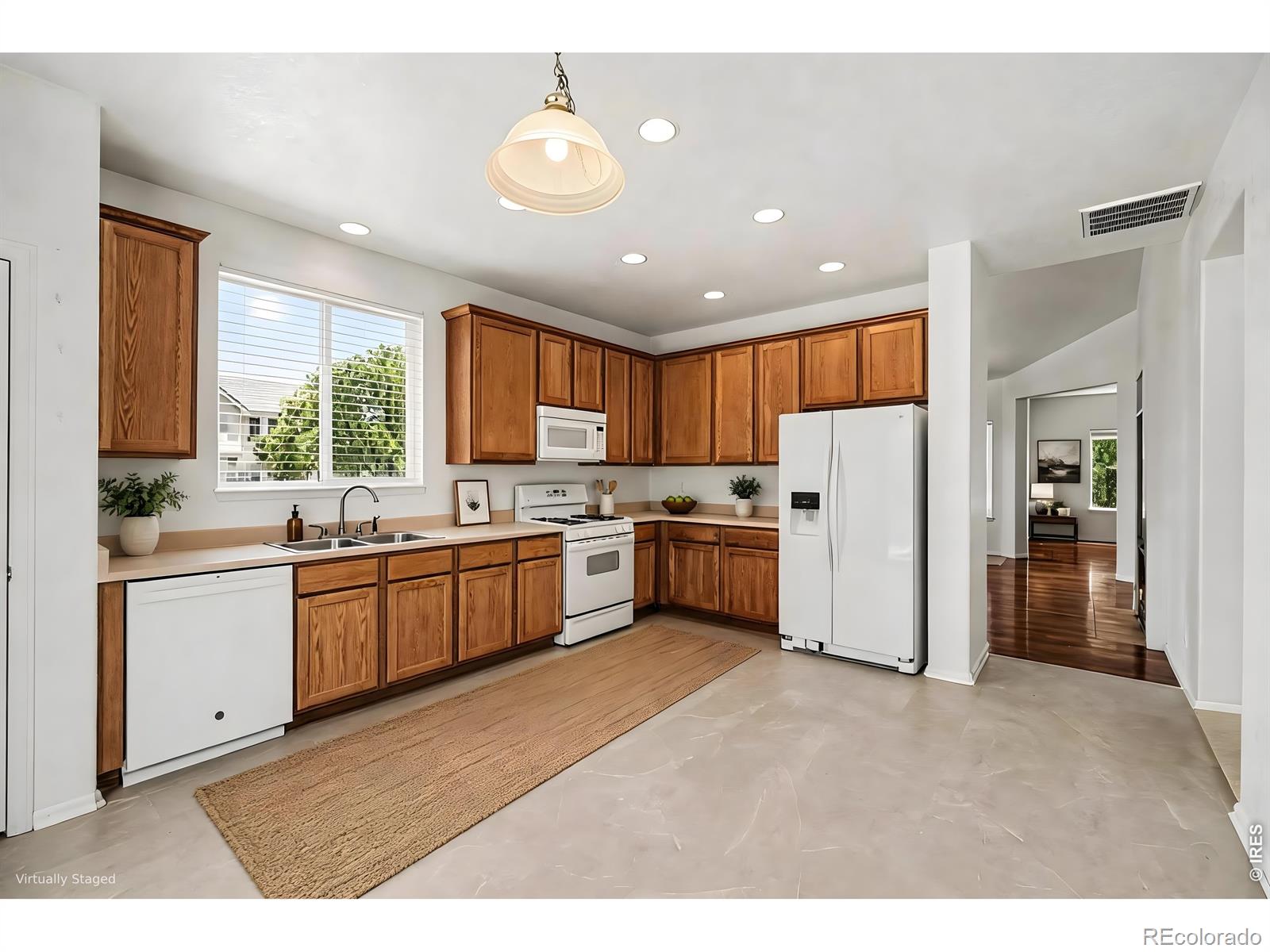 MLS Image #8 for 10053  crystal circle,commerce city, Colorado