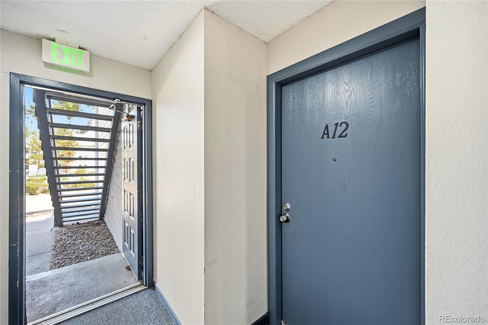MLS Image #15 for 14438 e 1st drive,aurora, Colorado