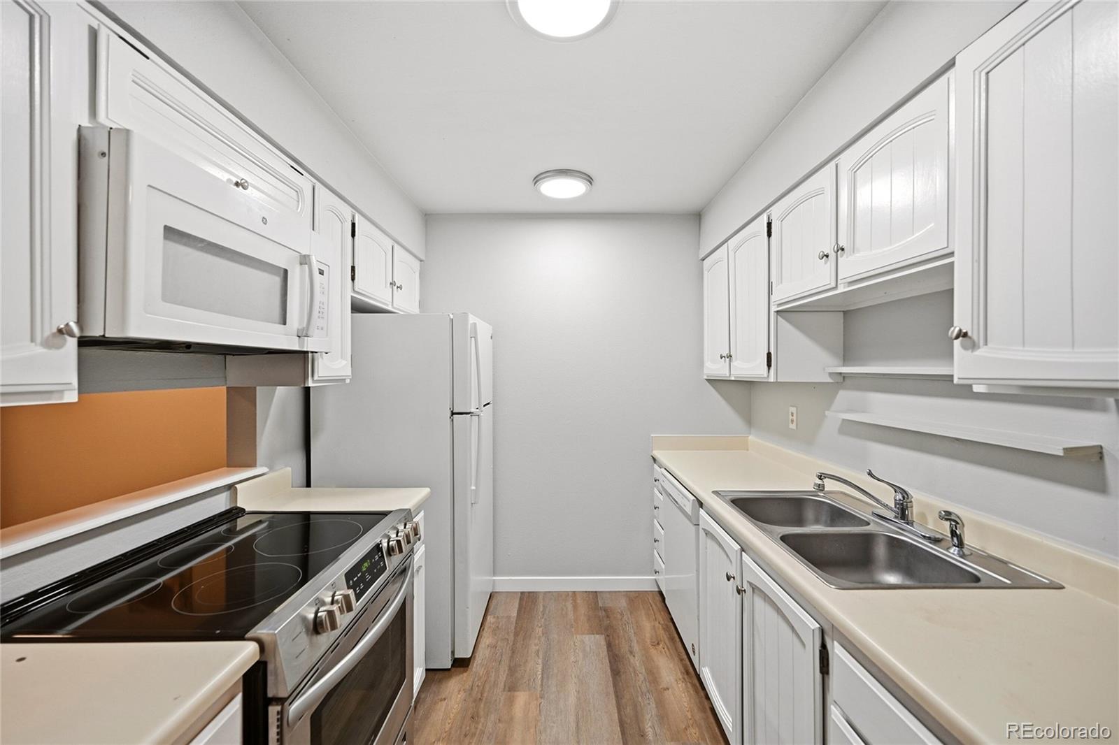 MLS Image #6 for 14438 e 1st drive,aurora, Colorado