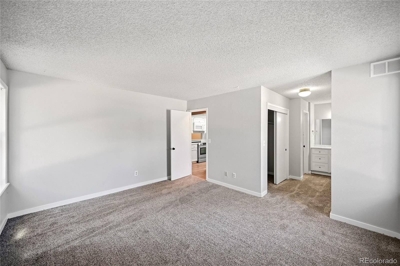 MLS Image #8 for 14438 e 1st drive,aurora, Colorado