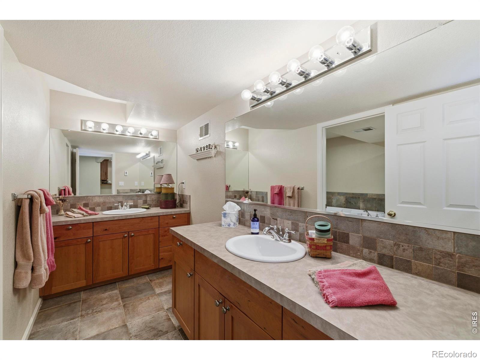 MLS Image #32 for 633  gilgalad way,fort collins, Colorado