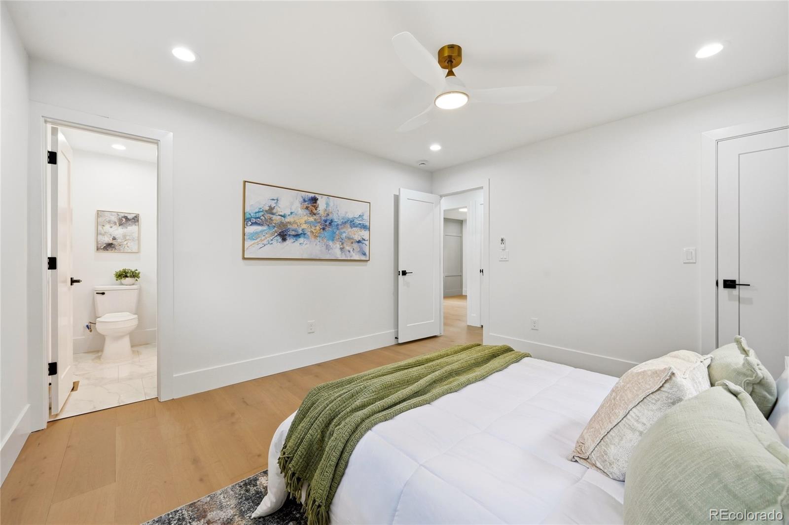 MLS Image #11 for 2466 s krameria street,denver, Colorado