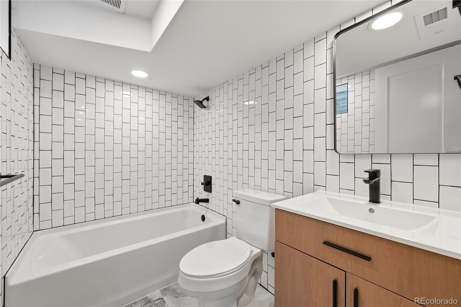MLS Image #22 for 2466 s krameria street,denver, Colorado