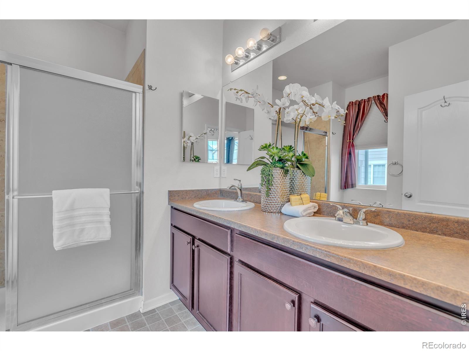 MLS Image #16 for 25447 e 4th avenue,aurora, Colorado
