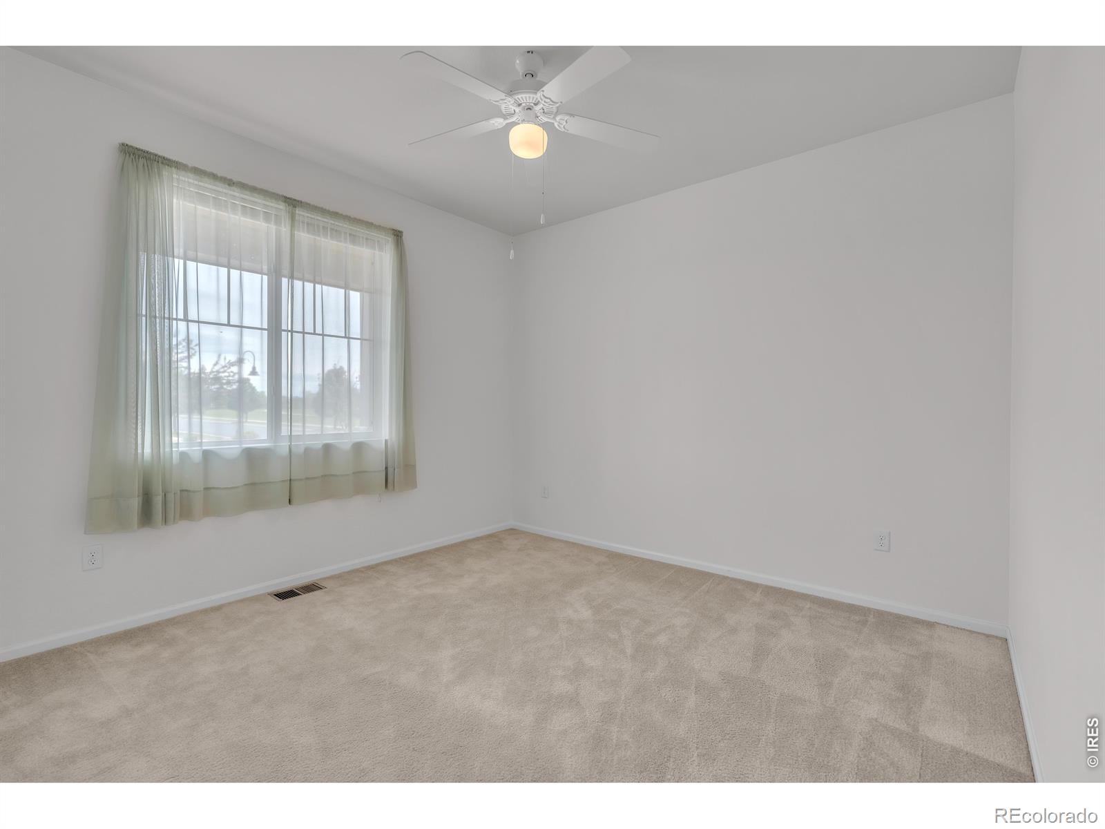 MLS Image #20 for 25447 e 4th avenue,aurora, Colorado