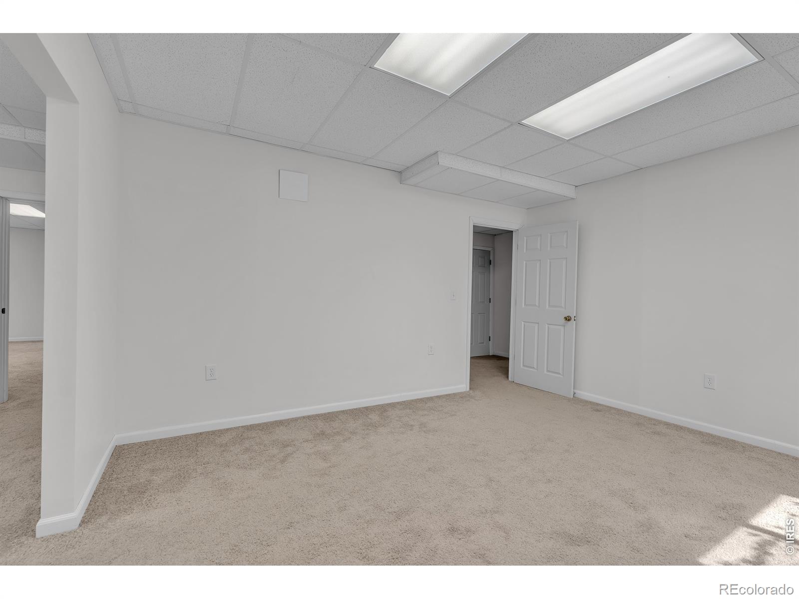 MLS Image #31 for 25447 e 4th avenue,aurora, Colorado