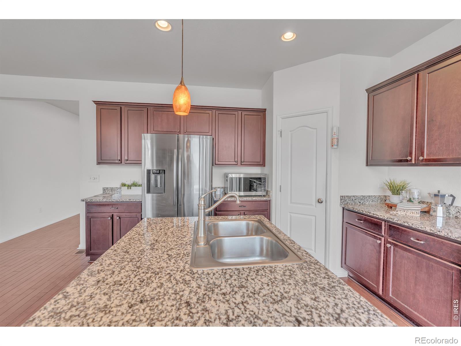 MLS Image #7 for 25447 e 4th avenue,aurora, Colorado