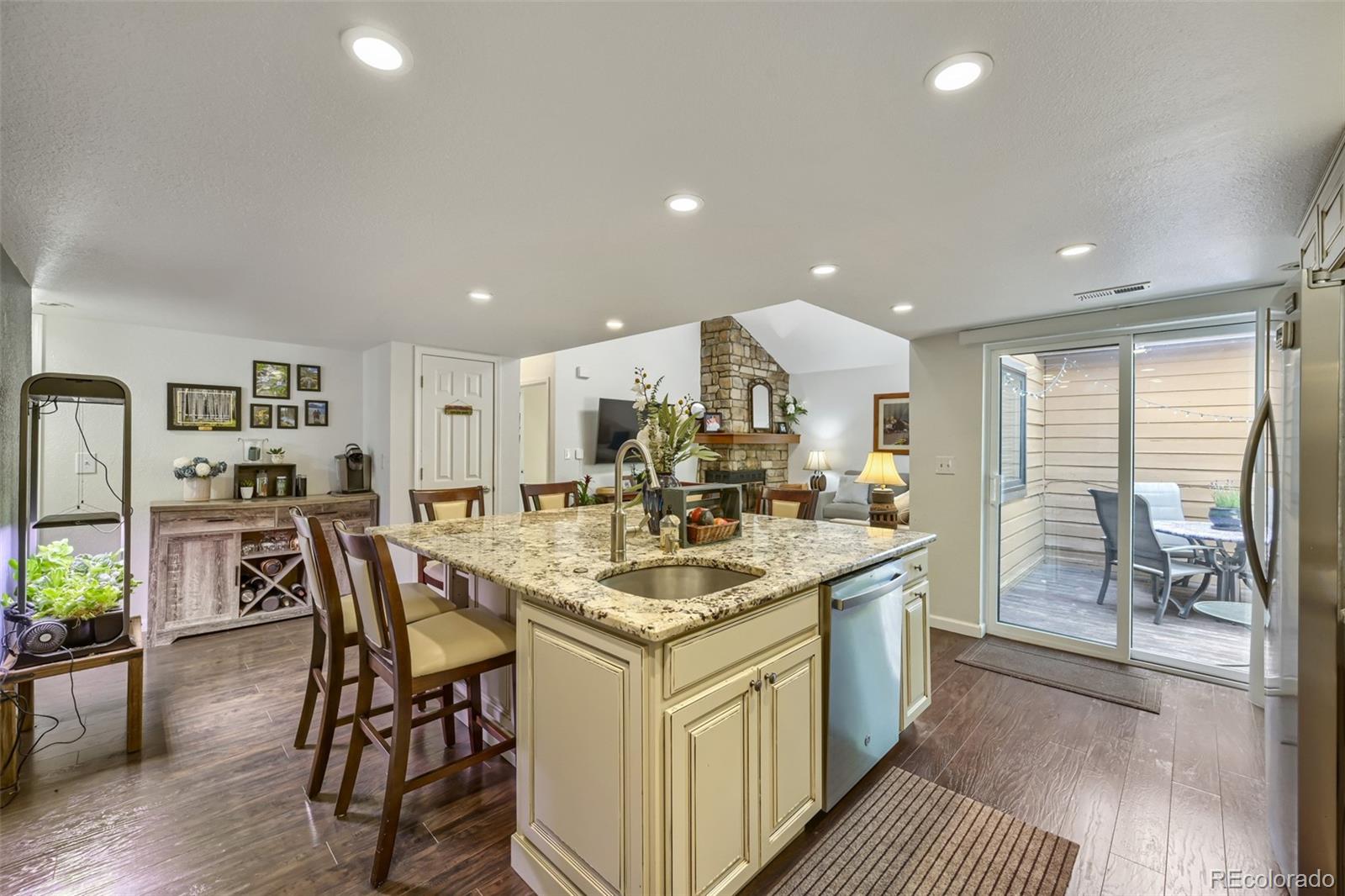 MLS Image #11 for 9152 w 88th circle,westminster, Colorado