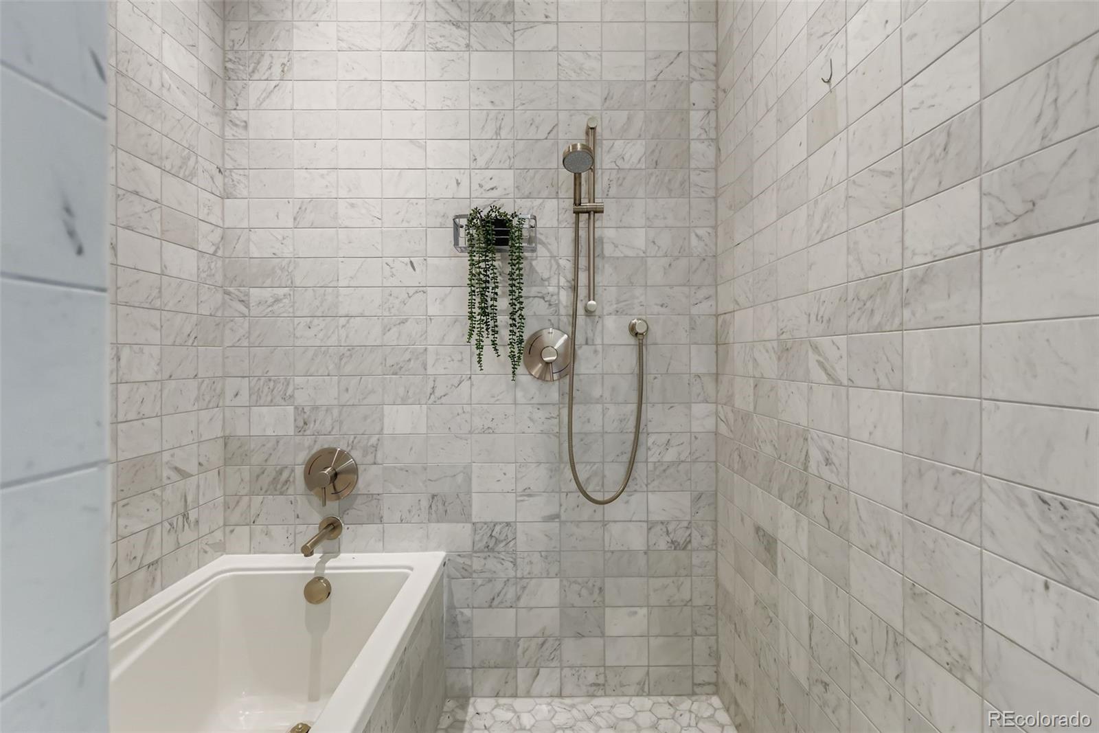 MLS Image #15 for 1750  wewatta street,denver, Colorado