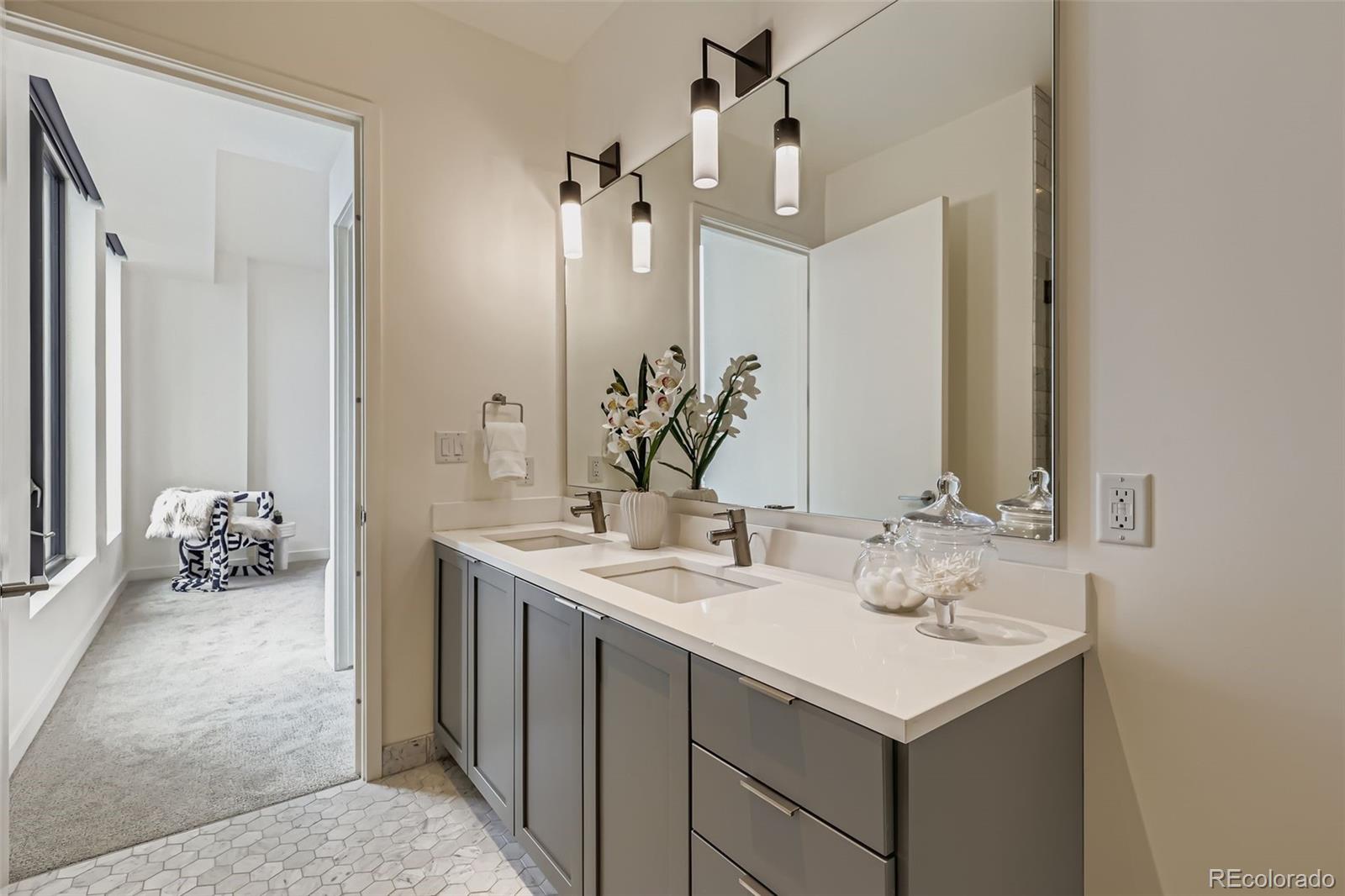MLS Image #16 for 1750  wewatta street,denver, Colorado