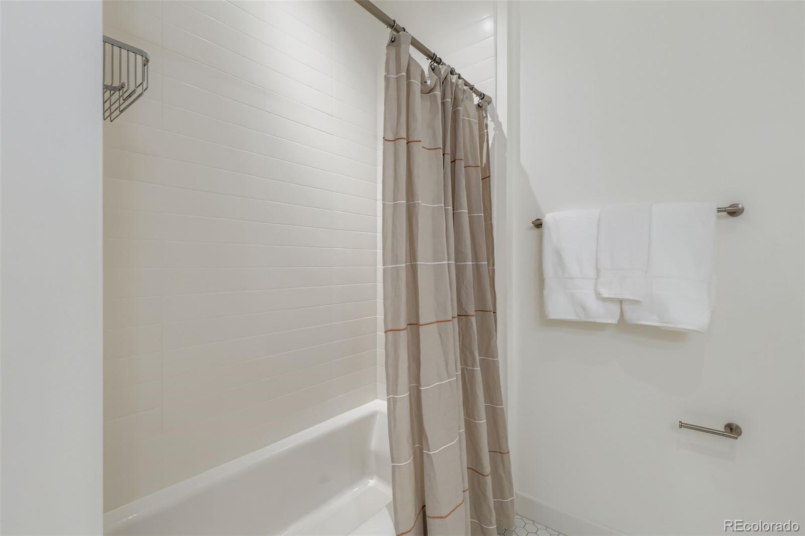 MLS Image #20 for 1750  wewatta street,denver, Colorado