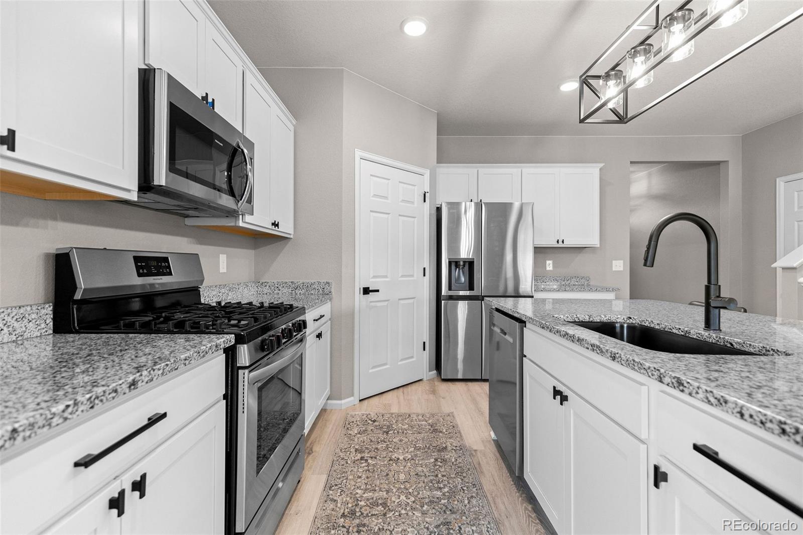 MLS Image #4 for 10359  chinook street,longmont, Colorado