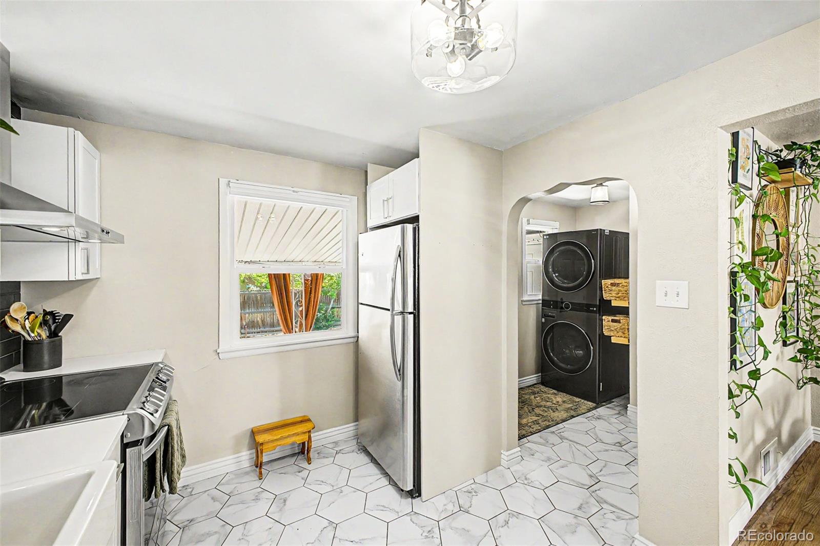 MLS Image #19 for 2758 s irving street,denver, Colorado