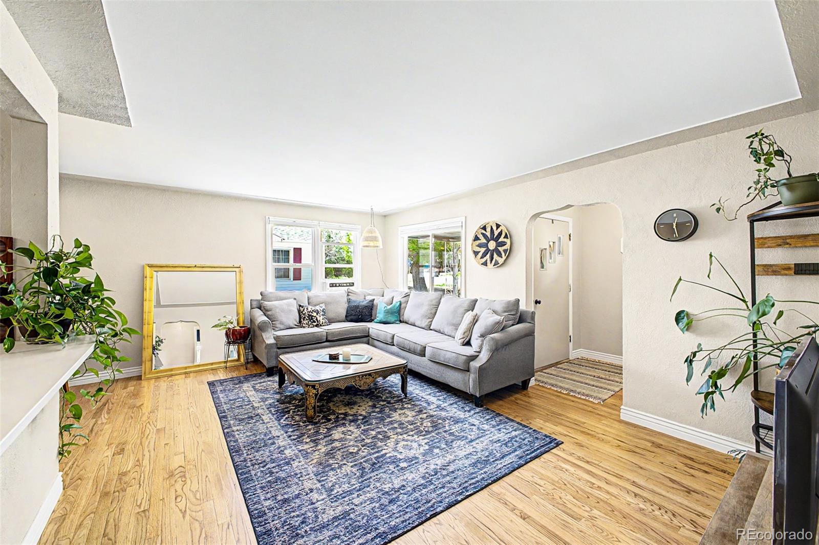 MLS Image #5 for 2758 s irving street,denver, Colorado