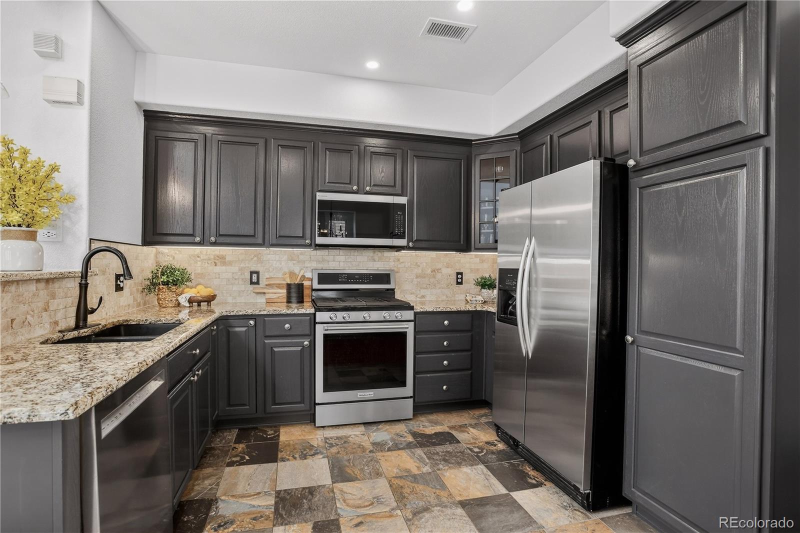MLS Image #12 for 3851  stonebrush drive,littleton, Colorado