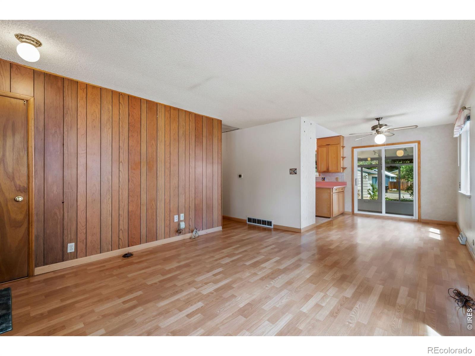 MLS Image #3 for 1038  aspen street,longmont, Colorado