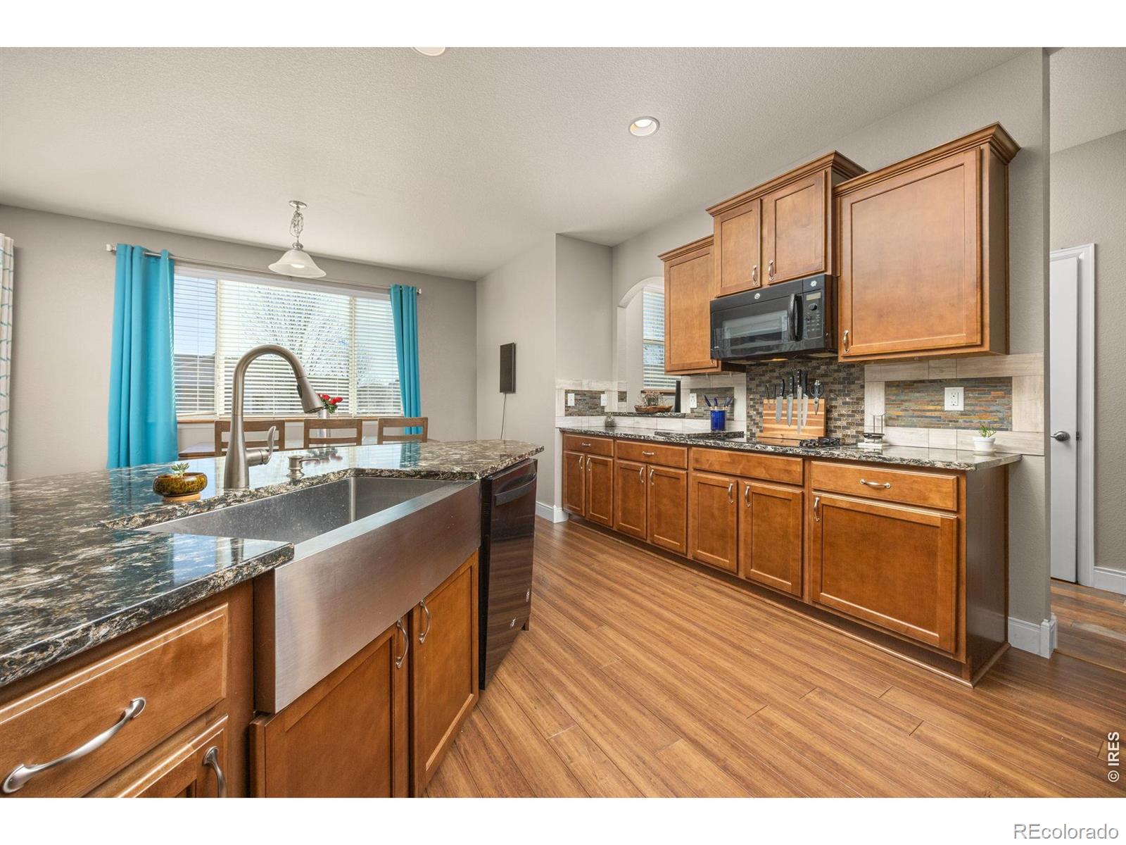 MLS Image #13 for 1979  cayman drive,windsor, Colorado