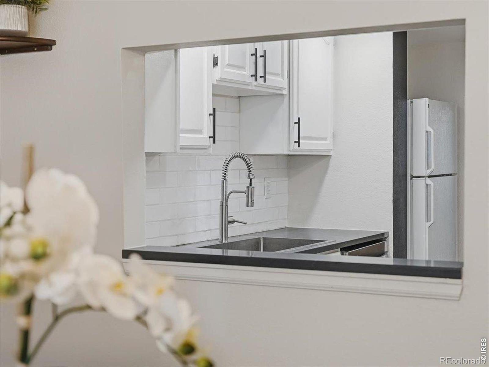 MLS Image #13 for 2924  ross drive,fort collins, Colorado