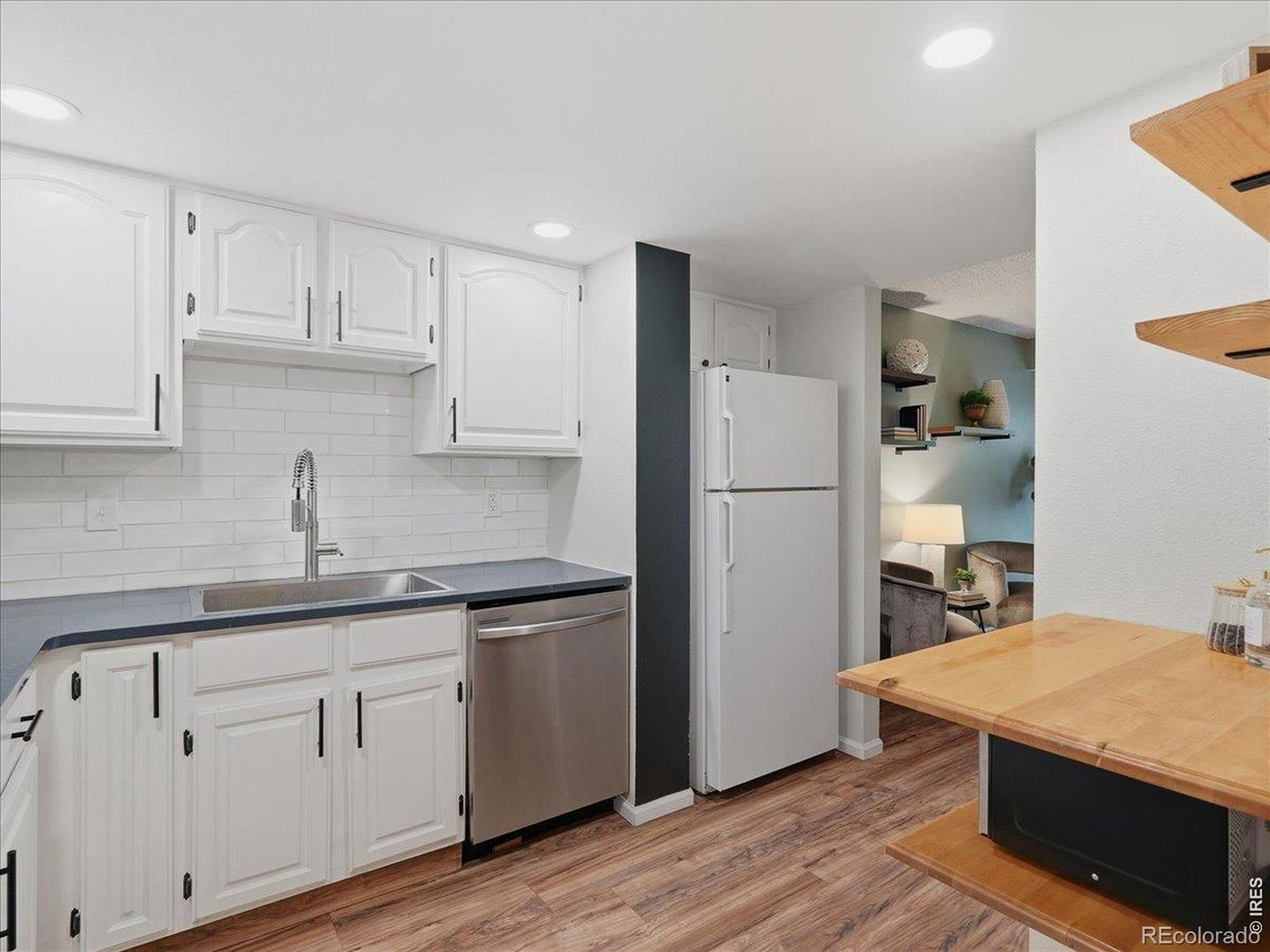 MLS Image #15 for 2924  ross drive,fort collins, Colorado