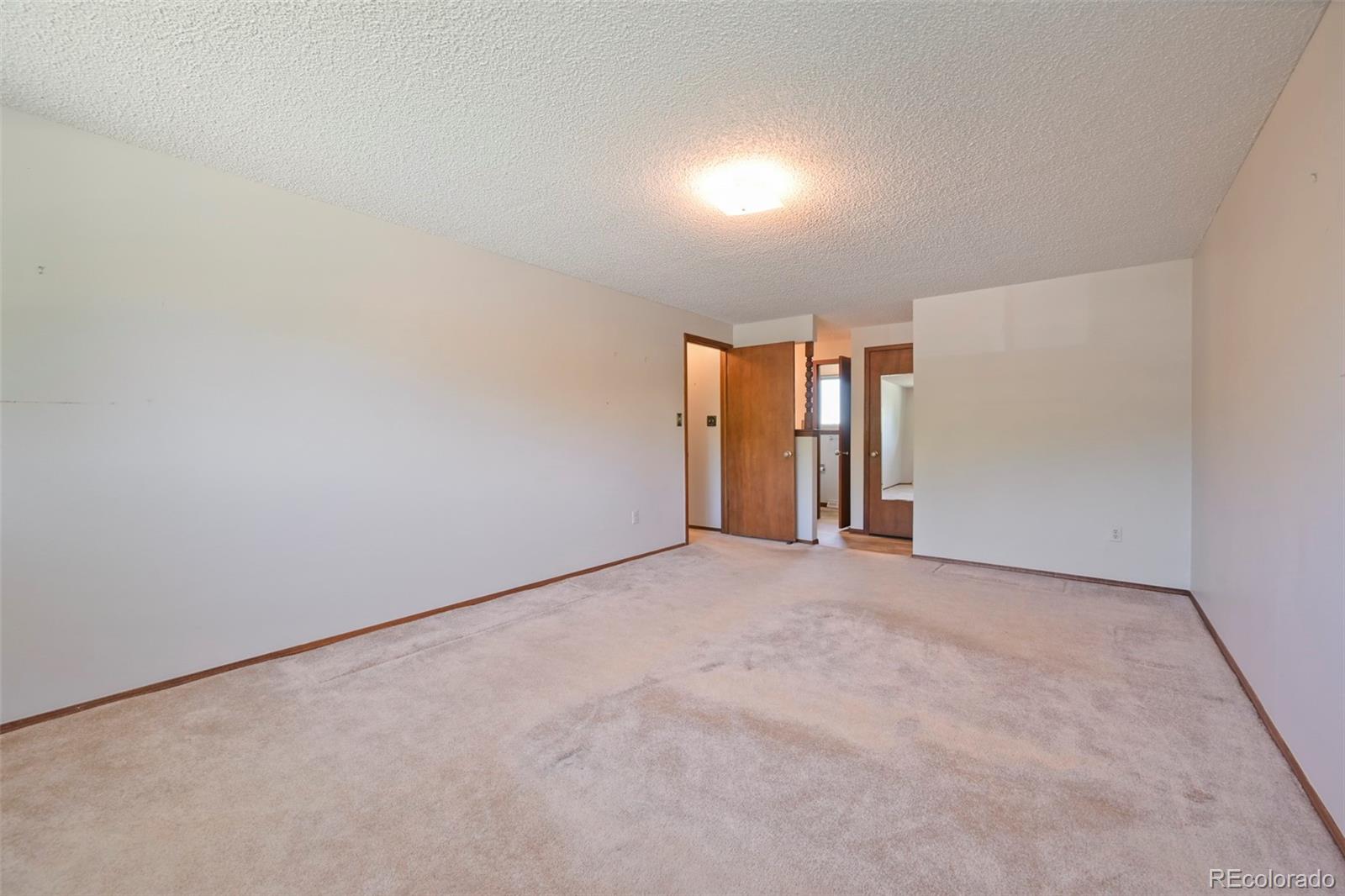 MLS Image #15 for 11468 e berry drive,englewood, Colorado
