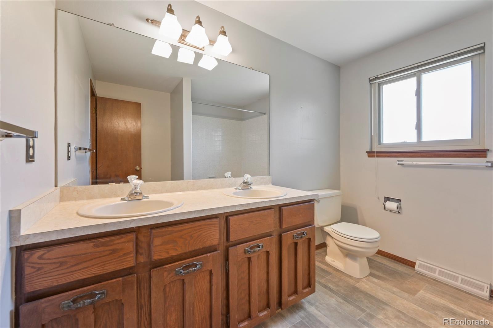 MLS Image #24 for 11468 e berry drive,englewood, Colorado