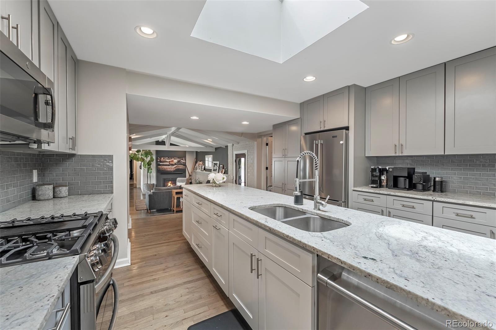 MLS Image #10 for 925  teller street,lakewood, Colorado