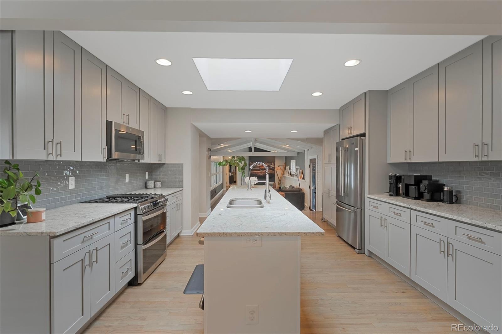 MLS Image #11 for 925  teller street,lakewood, Colorado
