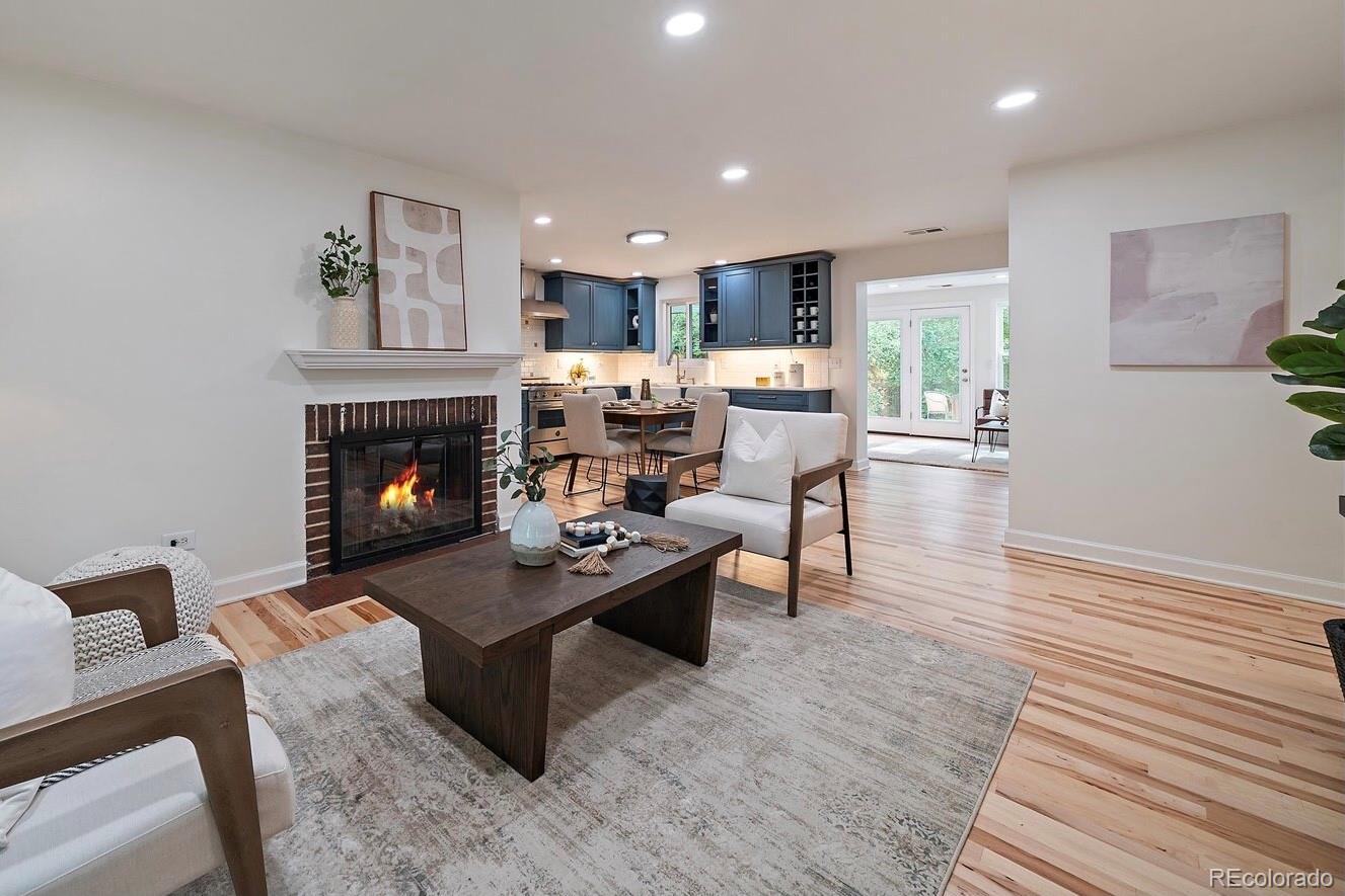 MLS Image #3 for 910  kearney street,denver, Colorado