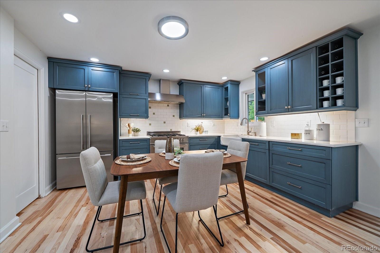 MLS Image #6 for 910  kearney street,denver, Colorado