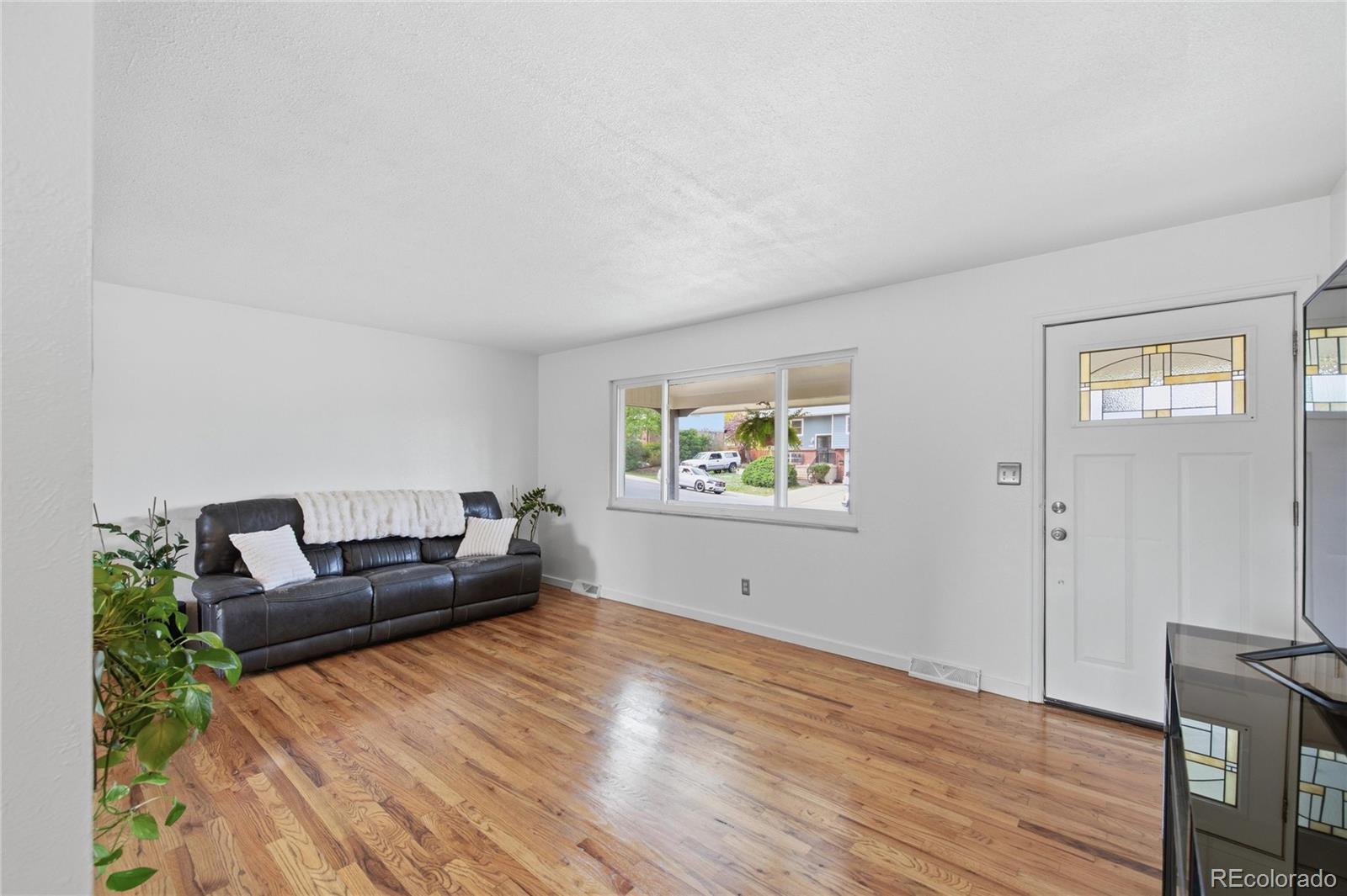 MLS Image #1 for 580 w 79th place,denver, Colorado