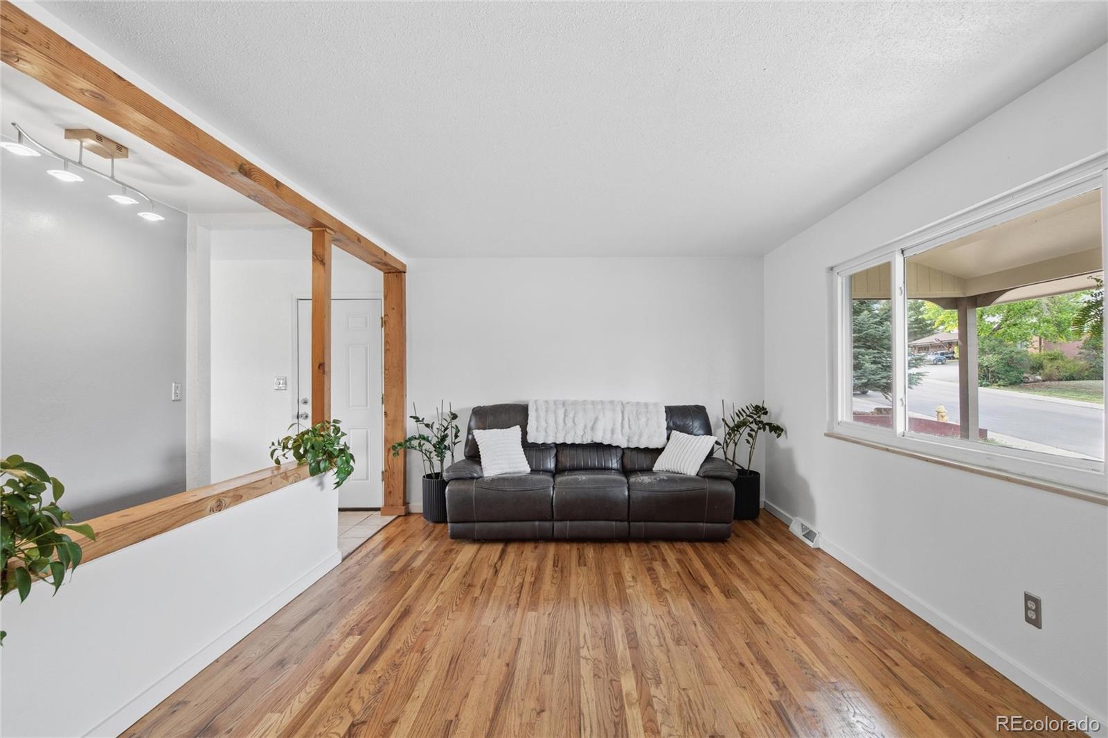 MLS Image #2 for 580 w 79th place,denver, Colorado