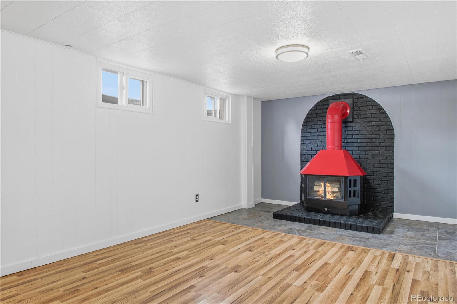 MLS Image #20 for 580 w 79th place,denver, Colorado