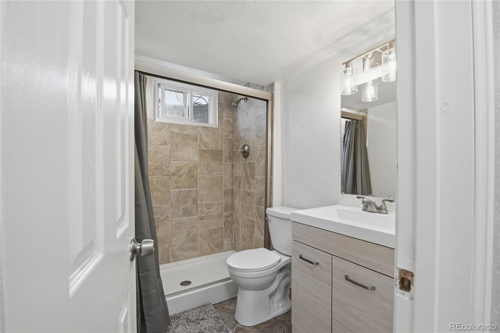 MLS Image #22 for 580 w 79th place,denver, Colorado