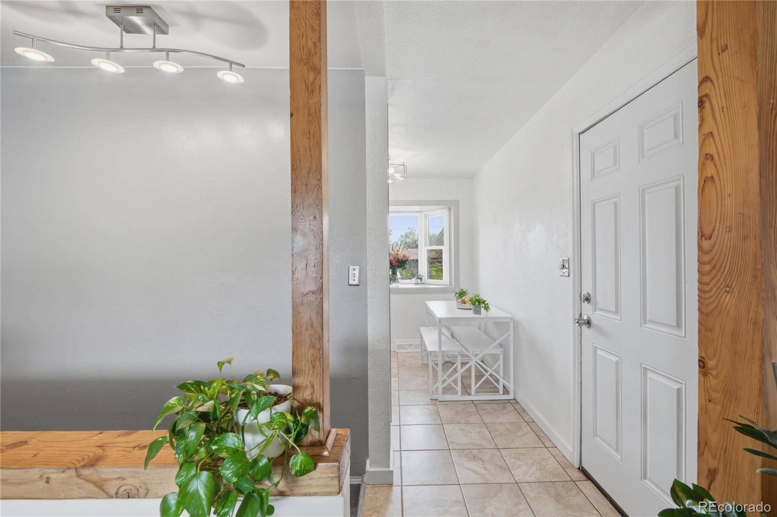 MLS Image #5 for 580 w 79th place,denver, Colorado