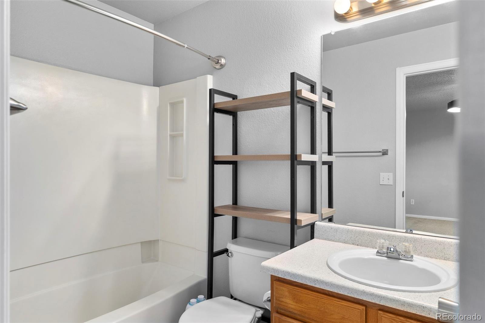 MLS Image #17 for 19770 e lasalle drive,aurora, Colorado