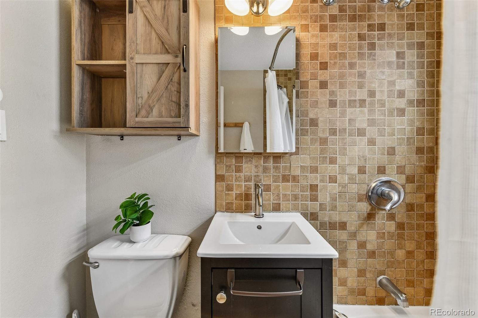 MLS Image #19 for 6930 w 54th avenue,arvada, Colorado