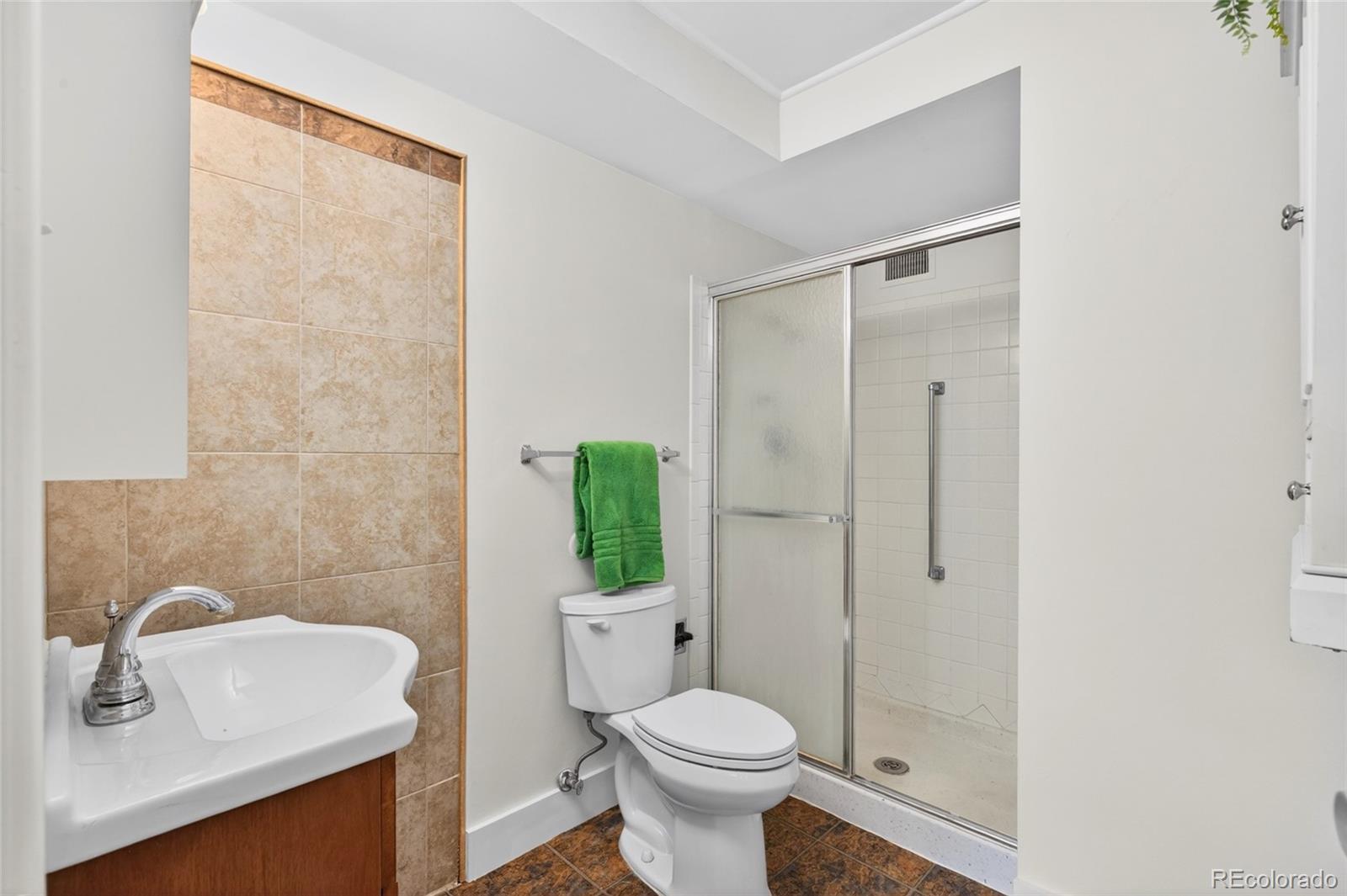 MLS Image #28 for 695 s alton way,denver, Colorado