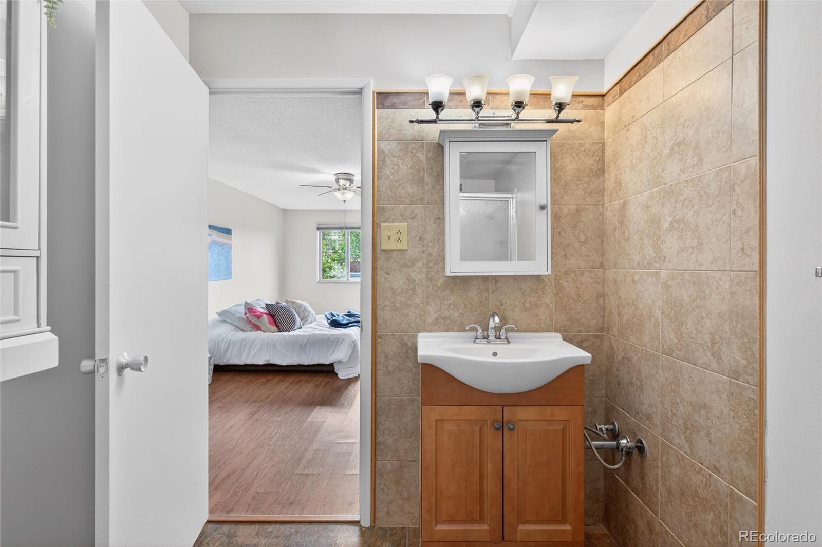 MLS Image #29 for 695 s alton way,denver, Colorado