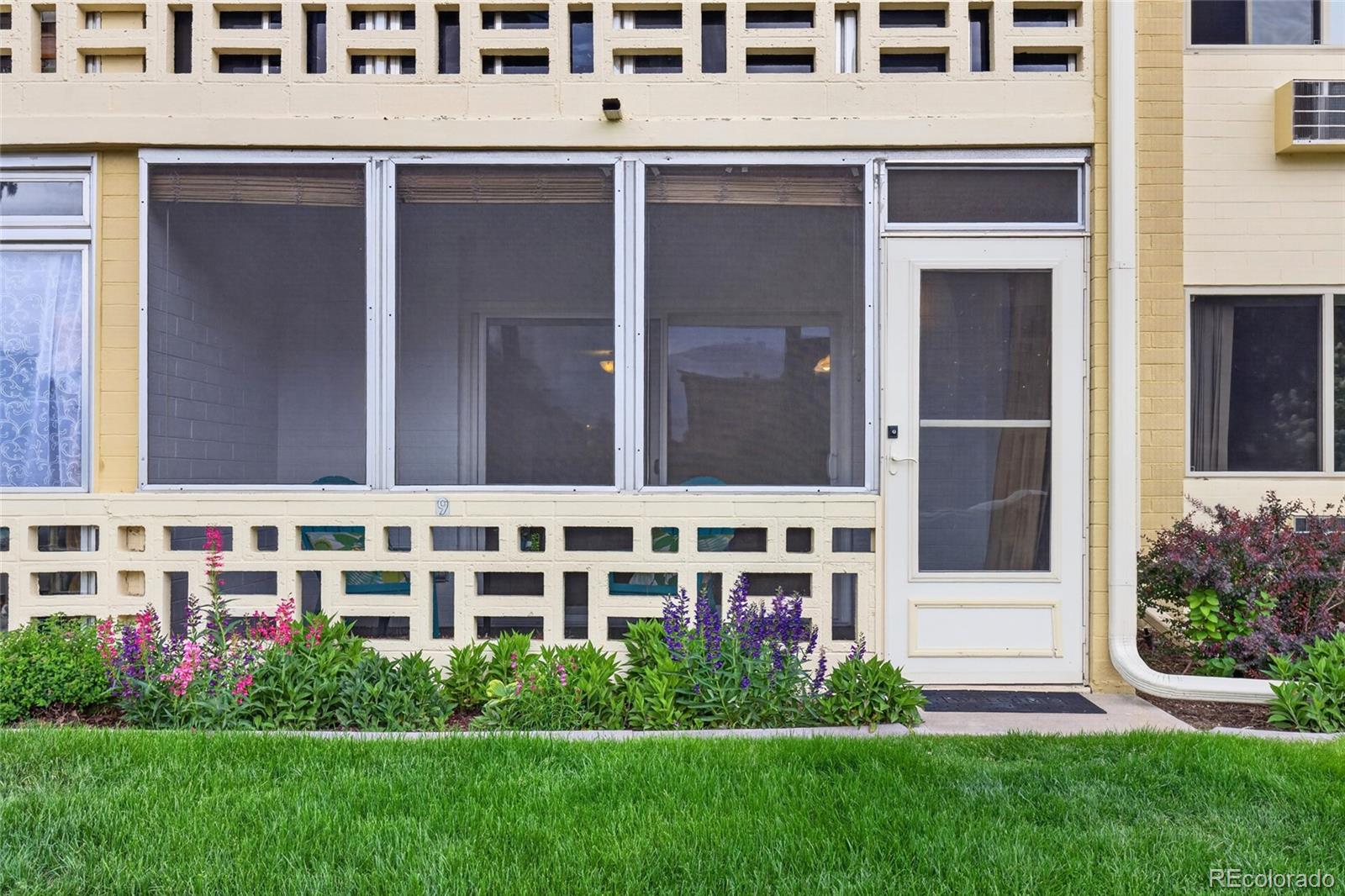 MLS Image #34 for 695 s alton way,denver, Colorado