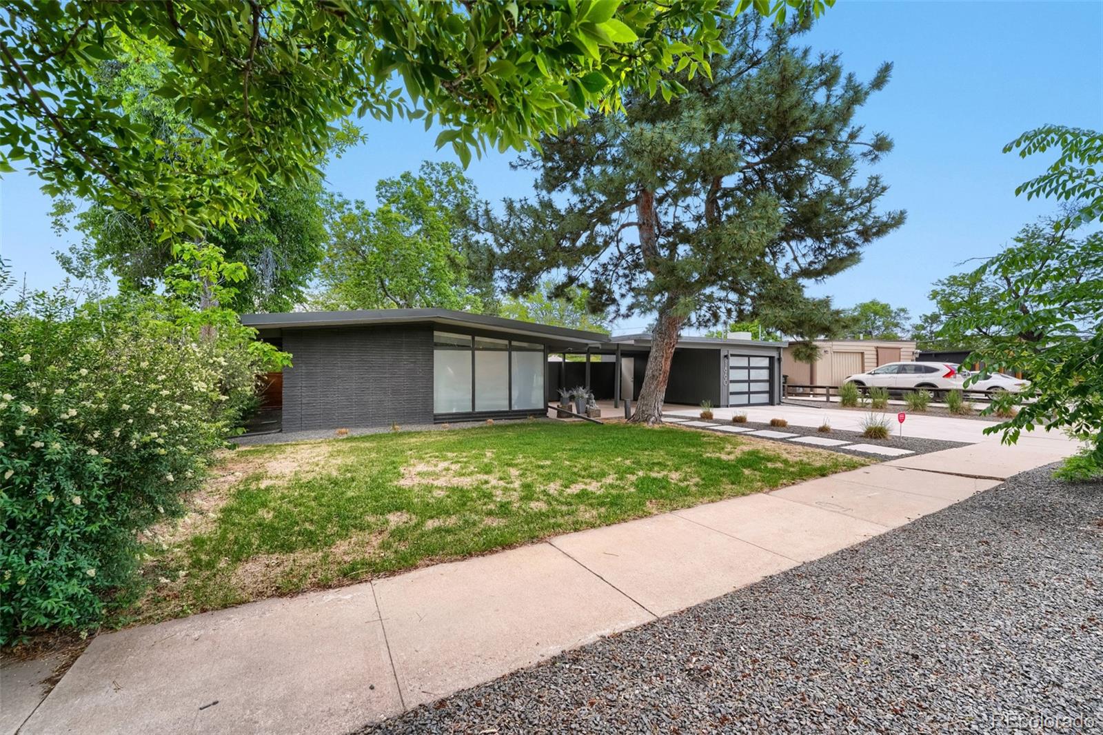 MLS Image #23 for 1860 s holly street,denver, Colorado